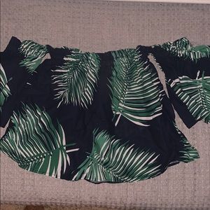 Off the shoulder navy palm leaf crop top
